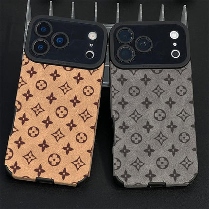 Classic Vintage Floral Pattern Phone Case Fine Hole Imitation Fur Anti-Drop Cover for Iphone 17 16 15 14 13 12 11 Pro Max plus X XS Max